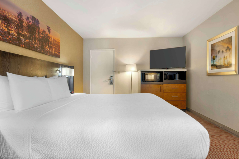 Bedroom 4, Best Western Royal Palace Inn & Suites, Los Angeles