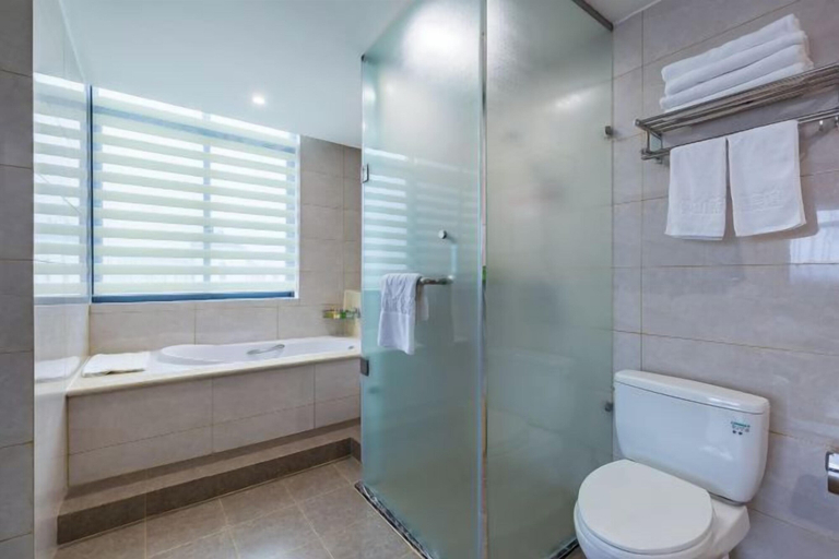 Bathroom 4, Zhongshan New Town Hotel, Suqian