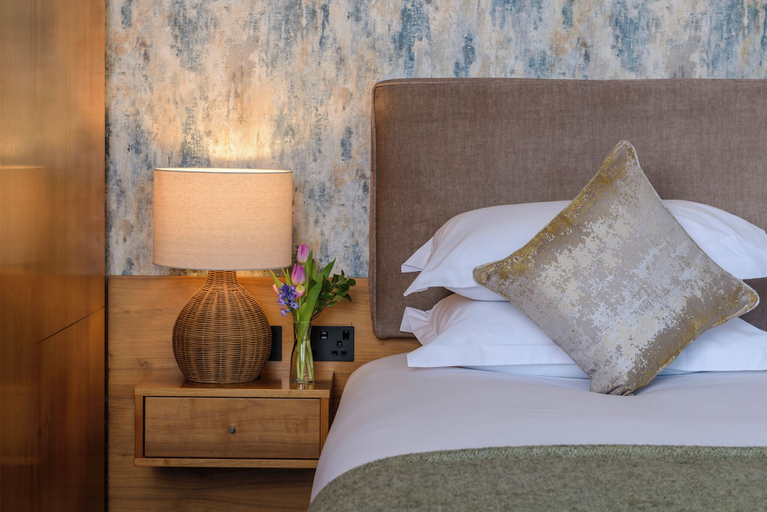 Bedroom 3, The Manor West Hotel & Leisure Club
