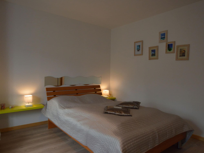 Bedroom 2, Countryside Holiday Home in Stoumont With Terrace, Garden, Liège
