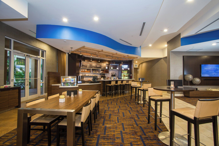 Food & Drinks 5, Courtyard by Marriott Miami Dadeland, Miami-Dade