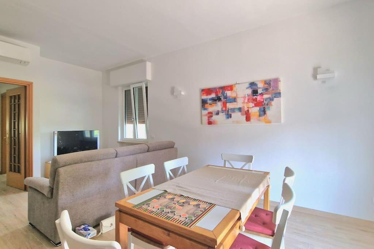 Dining Room 10