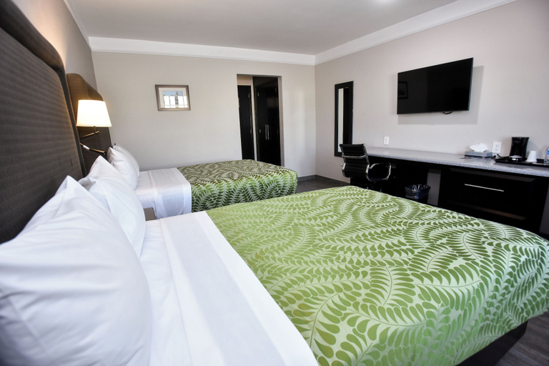Bedroom 4, Plaza Camelinas Hotel, Querétaro