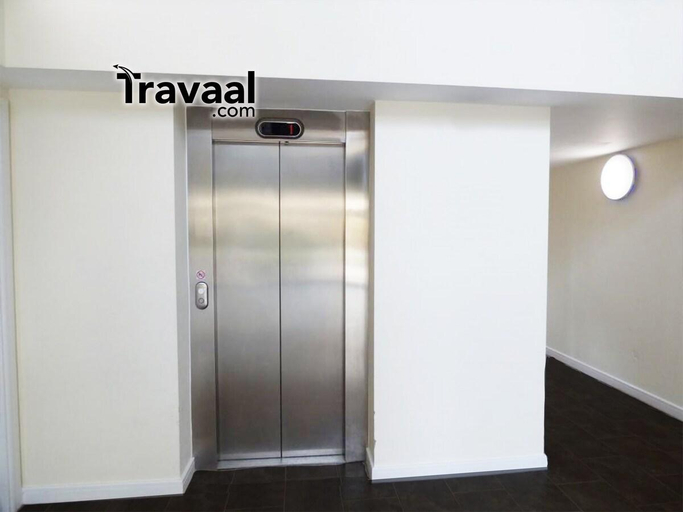 Others 4, Travaal - 2 Bedroom Apartment's, Hampshire