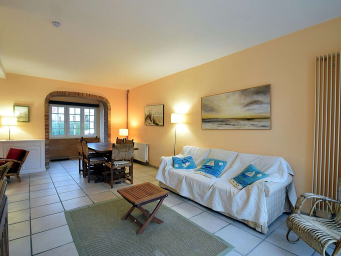 Living room 3, Beautifully Renovated House Centrally Located, West-Vlaanderen