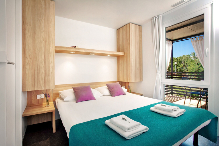 Bedroom 4, Aminess Planet Camping Holiday Homes Maravea, Novigrad