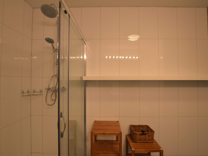 Bathroom 3, Countryside Holiday Home in Stoumont With Terrace, Garden, Liège