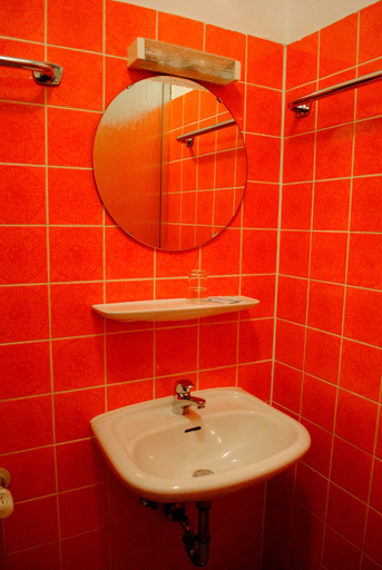 Bathroom 5, Hotel & Café Göller, Ansbach