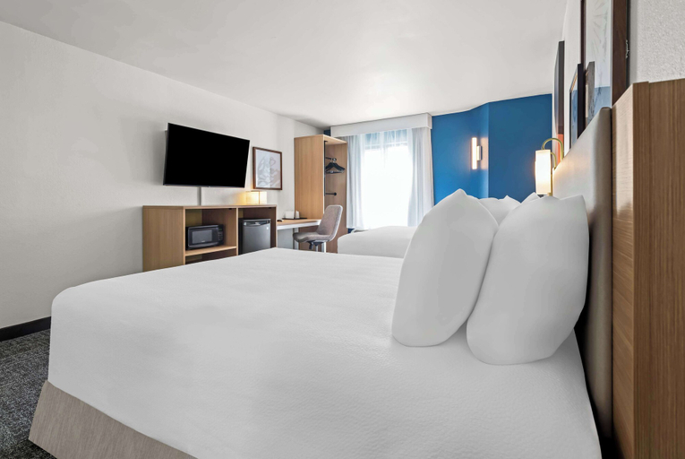 Bedroom 3, Spark by Hilton Oxford, Calhoun