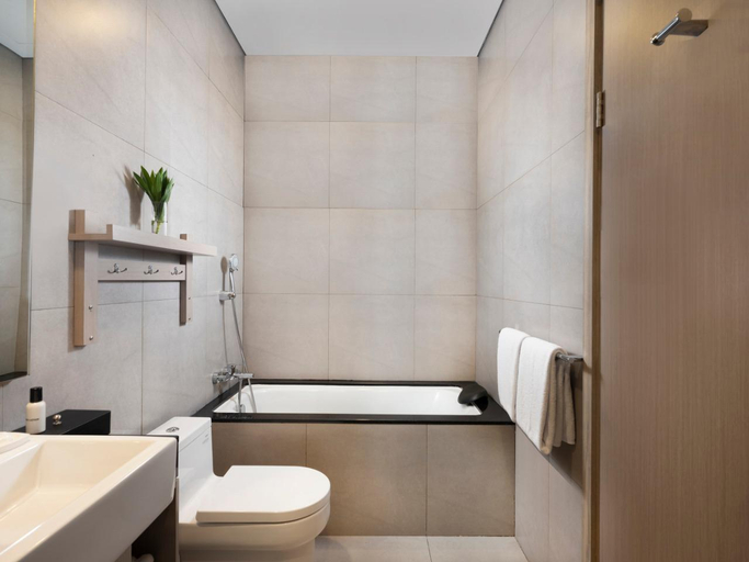Bathroom 12