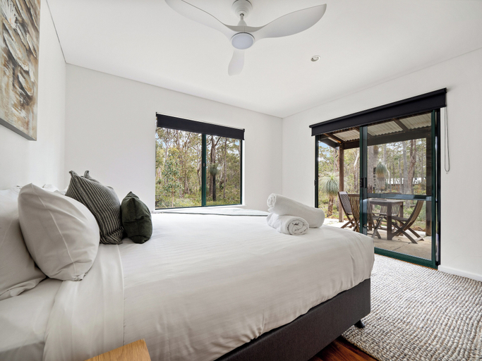 Bedroom 3, Island Brook Estate Vineyard and Chalets, Busselton