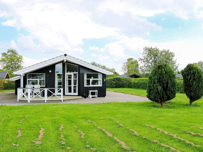 Others 3, 5 Star Holiday Home in Hadsund, Mariagerfjord