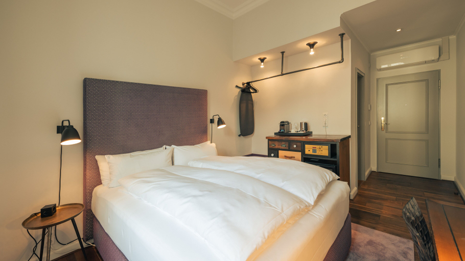 Bedroom 2, Bob W Mitte, Berlin