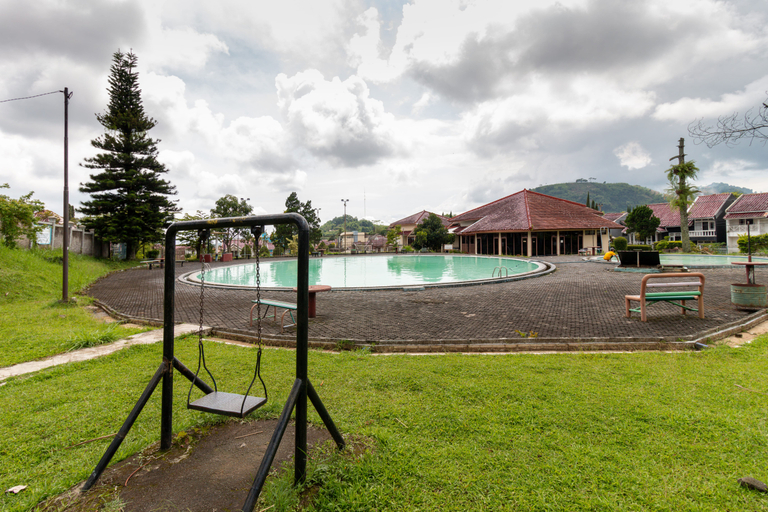 Sport & Beauty 2, Belgareti Modern Ethnic House Cipanas Puncak, Bogor