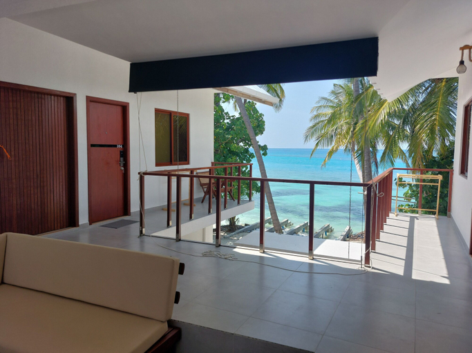 Others 5, Comfy Cool Breeze by eMzaz, Kaafu Atoll