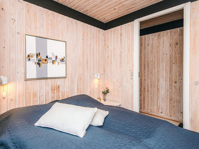 Bedroom 2, Cozy Cottage by the Sea-by Traum, Norddjurs