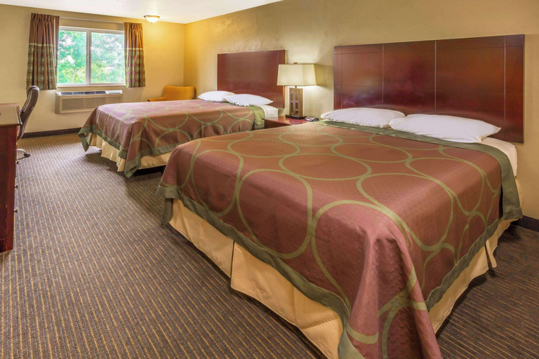 Bedroom 4, Super 8 by Wyndham Woodburn, Marion