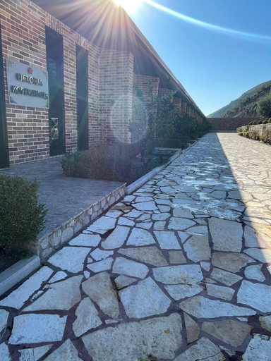 Rozafa Fish City Hotel, Elbasanit