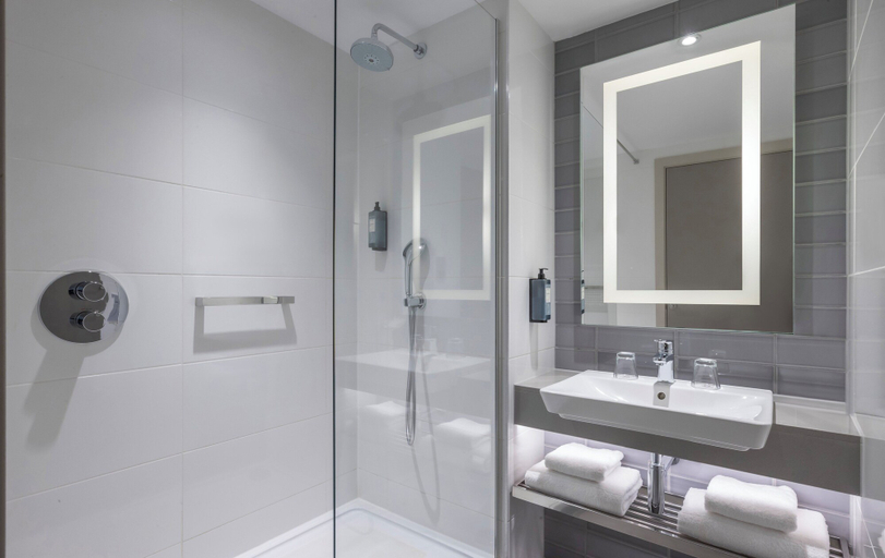 Bathroom 4, Clayton Hotel Ballsbridge, Dublin