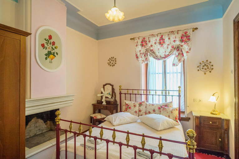 Bedroom 2, Portaria Pool Getaway - Palladio Stone Haven, Thessaly