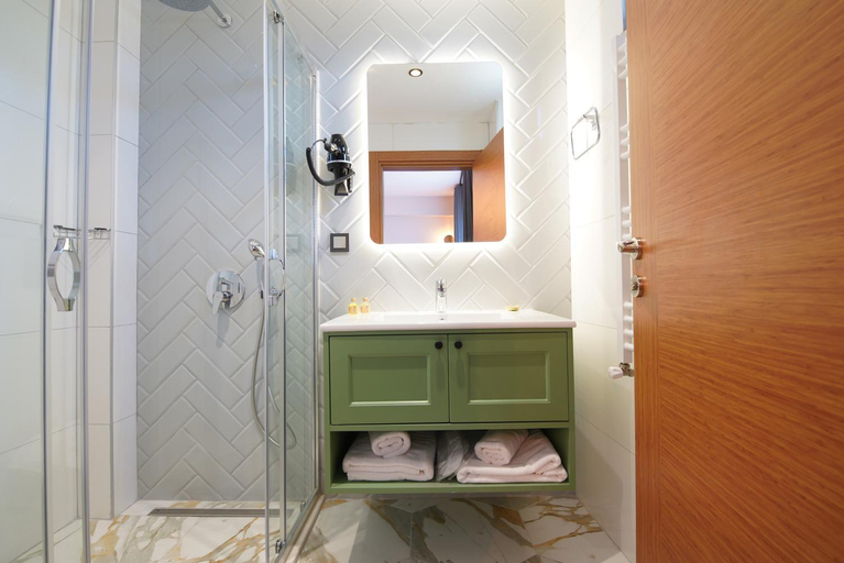 Bathroom 4, Oikos Bozcaada, Bozcaada