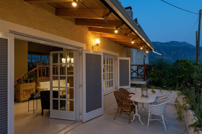 3, Serene Seaside Bliss - Lush Secluded Garden Oasis, Peloponnese