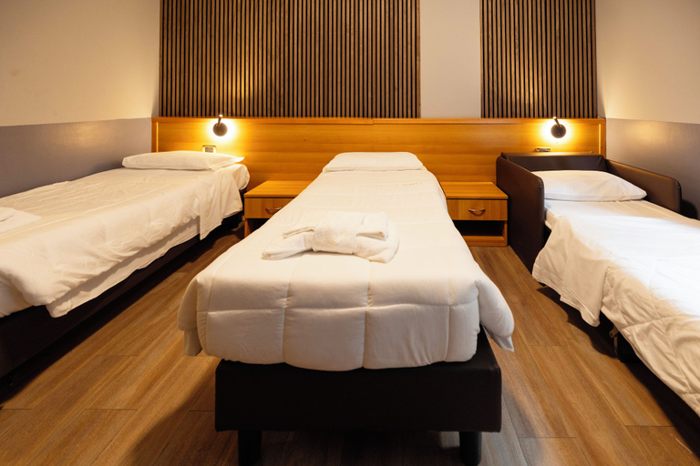 Bedroom 3, Scheppers Hotel, Rome