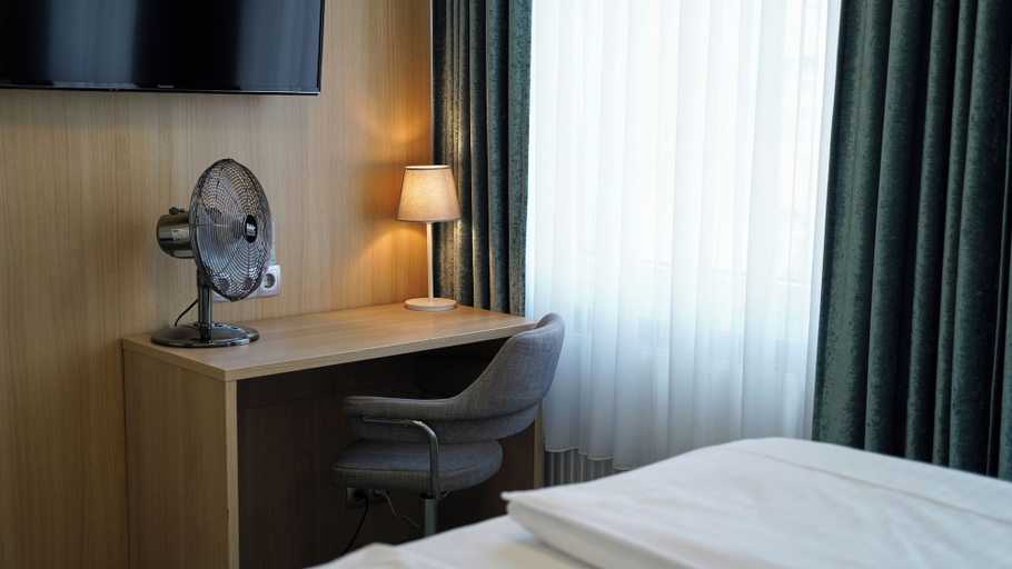Bedroom 21