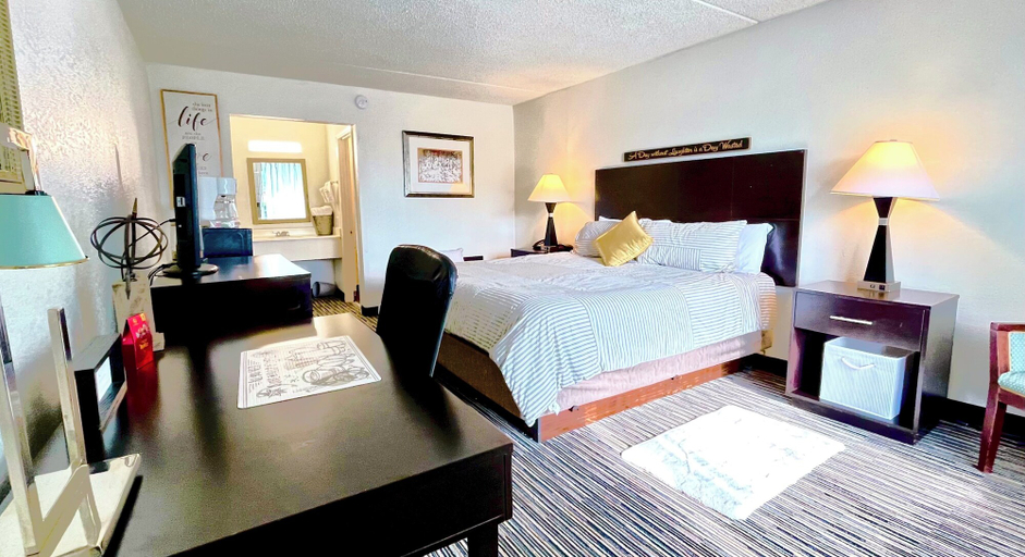 Bedroom 2, Budgetel, Colleton