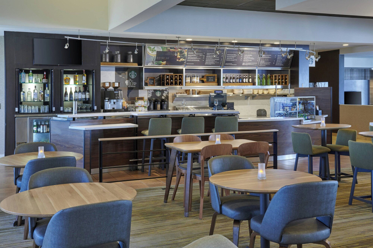 Food & Drinks 4, Courtyard by Marriott Indianapolis Castleton, Marion