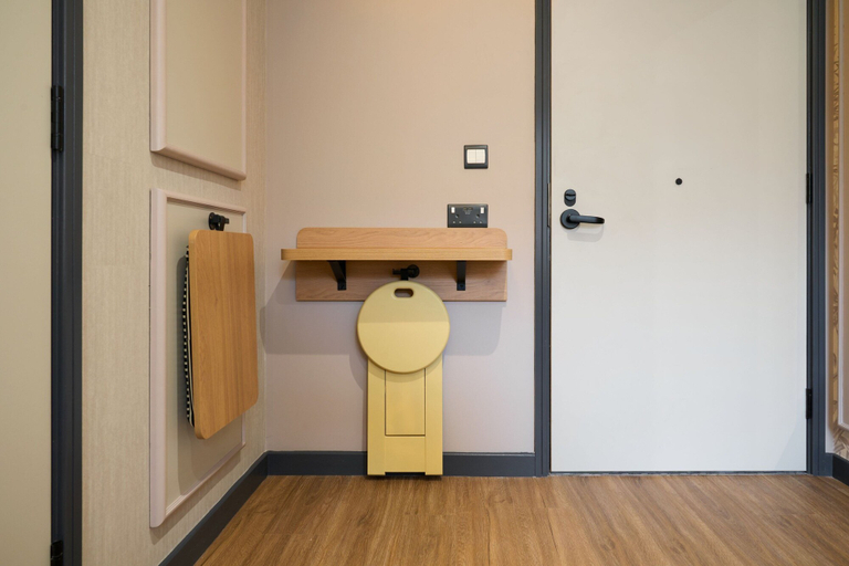 Bathroom 5, Four Points Flex by Sheraton London Euston, London