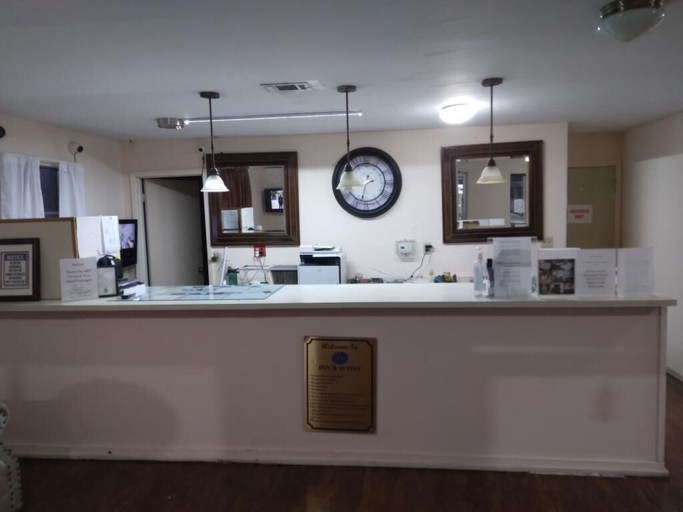 Public Area 2, Great Western Inn & Suites - Saginaw, Tarrant