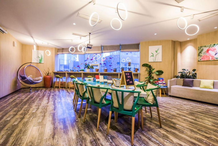 Others 3, 重庆何夜青旅酒店（解放碑步行街店）, Chongqing