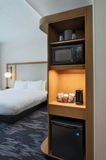 Bedroom 3, Fairfield Inn & Suites by Marriott St. Louis Downtown, Saint Louis