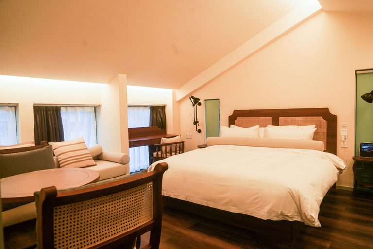 Bedroom 5