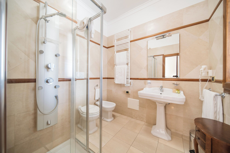 Bathroom 4, Antica Masseria Martuccio, Brindisi