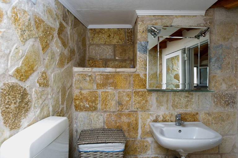 Bathroom 3, Villa Needa s - New Hope Poolside Studio, Peloponnese