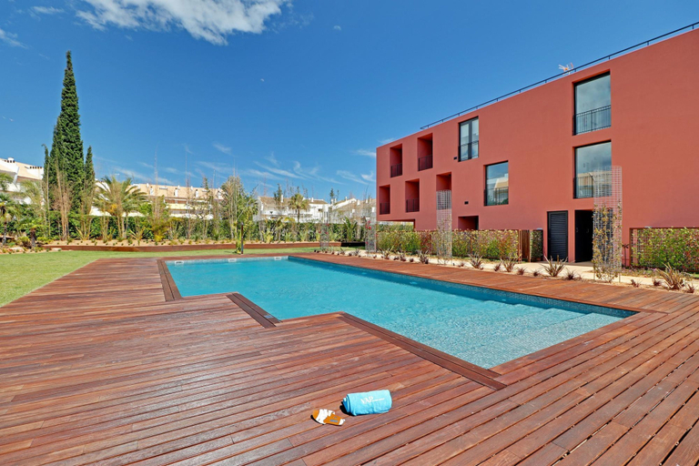 Room 5, Dubai Apartment in Vilamoura, Loulé