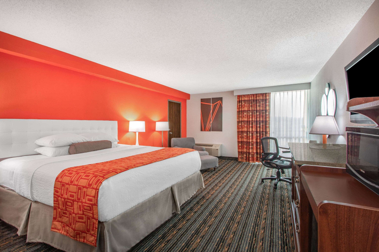 Bedroom 3, Howard Johnson by Wyndham Lexington, Rockbridge