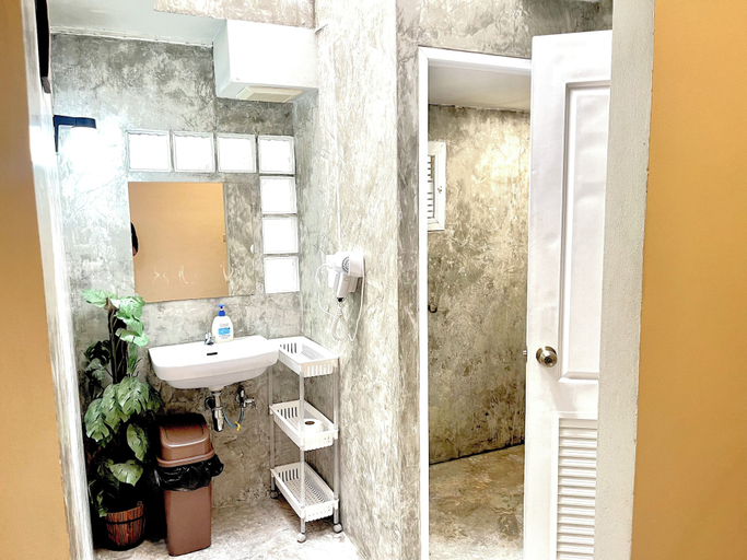 Bathroom 5
