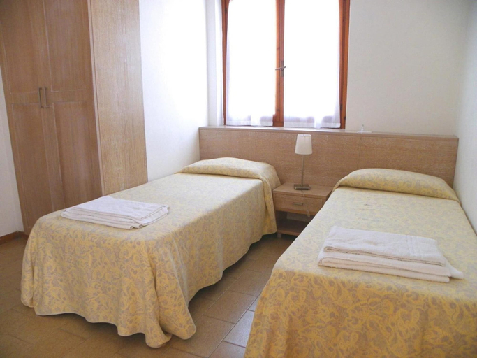 Bedroom 4, Residenza Gli Eucalipti, Sassari