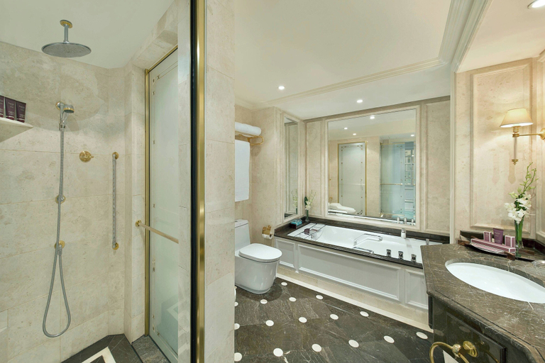 Bathroom 20