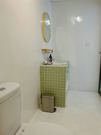 Bathroom 4