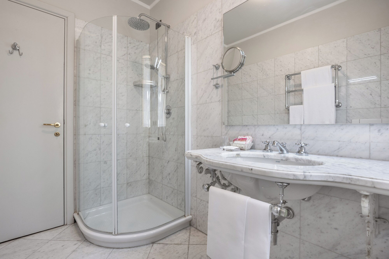 Bathroom 8