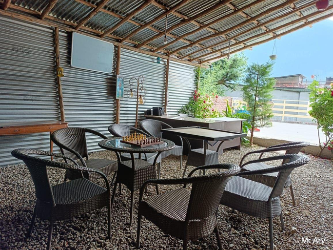 Public Area 5, The Hilltop Haven Resort , Kullu