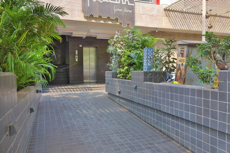 Exterior & Views 2, Hotel The Grand Suites, Ahmadabad