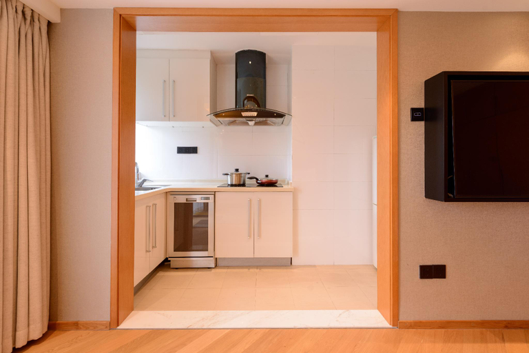 Dining Room 10