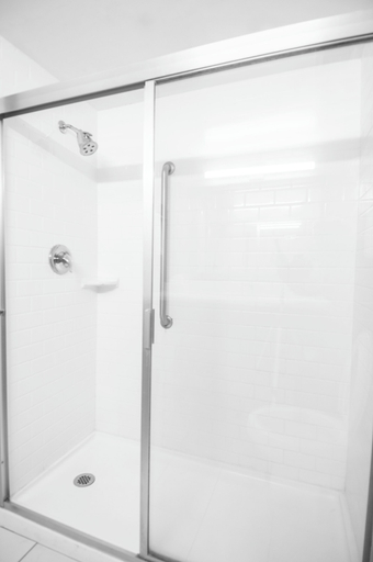 Bathroom 4, Wingate By Wyndham Tuscaloosa, Tuscaloosa