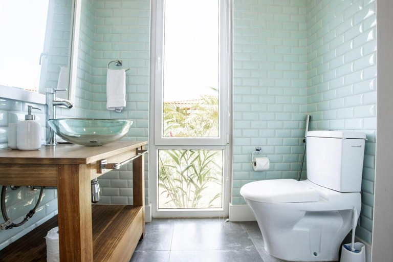 Bathroom 2, Villa #36 - Blue Venao, Playa Venao, Pedasí