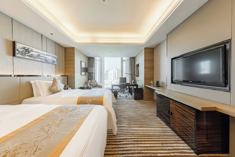 Bedroom 24